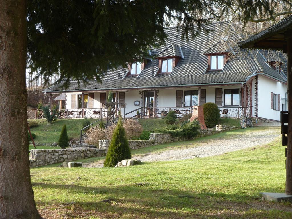 Zajazd Pod Skarpa Mysłakowice Buitenkant foto