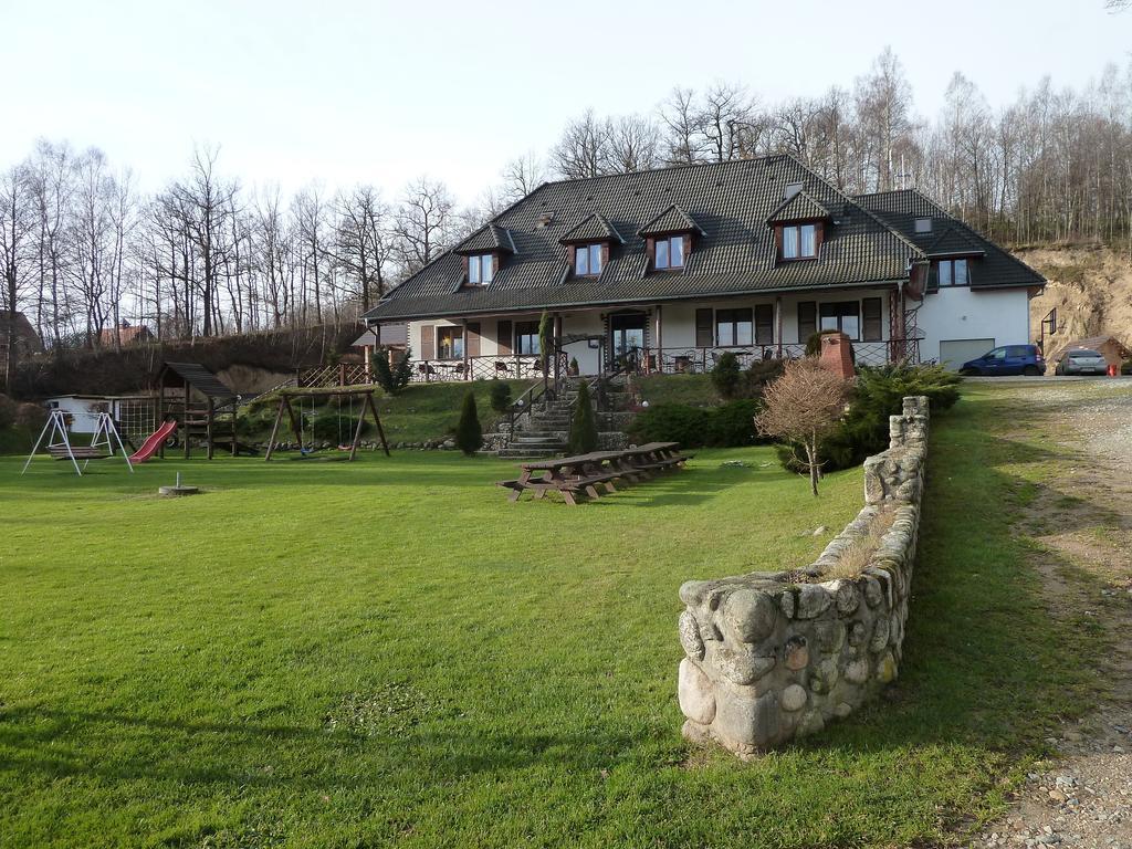Zajazd Pod Skarpa Mysłakowice Buitenkant foto